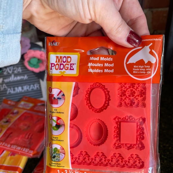Mod Podge Mod Mold bundle - Picture 7 of 11